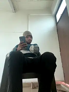 Snapshot of funny_sexxx chatting on 01-07-26, 04:37 funny sexxx online show from 01-07-26, 04:37