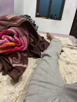 Snapshot of funny_sexxx chatting on 03-11-26, 11:44 funny sexxx online show from 03-11-26, 11:44