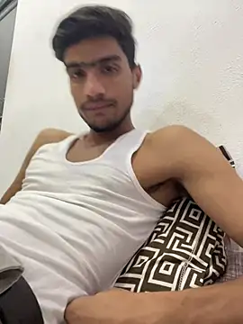 Snapshot of funny_sexxx chatting on 03-16-26, 01:15 funny sexxx online show from 03-16-26, 01:15