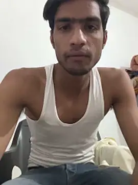 Snapshot of funny_sexxx chatting on 04-11-26, 02:10 funny sexxx online show from 04-11-26, 02:10