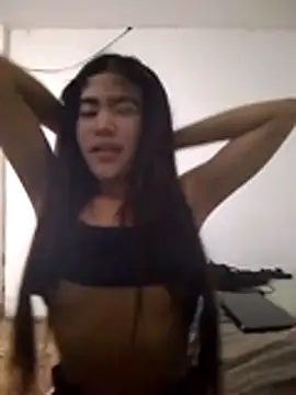 Snapshot of Babe_g1rl chatting on 04-13-26, 12:10 Babe g1rl online show from 04-13-26, 12:10