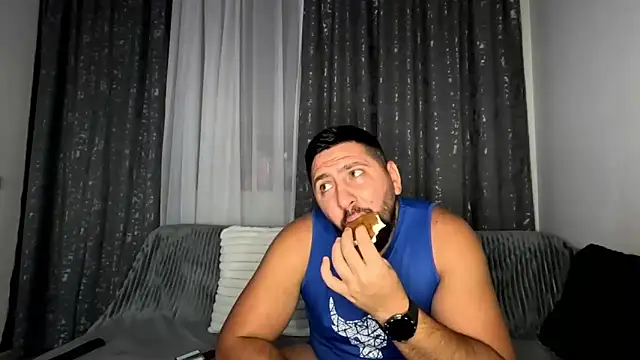 Gold Alpha Boy online show from 09-21-25, 05:14