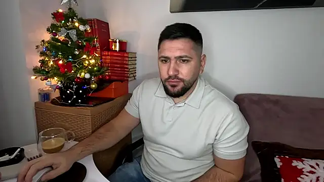 Gold Alpha Boy online show from 12-04-25, 09:51