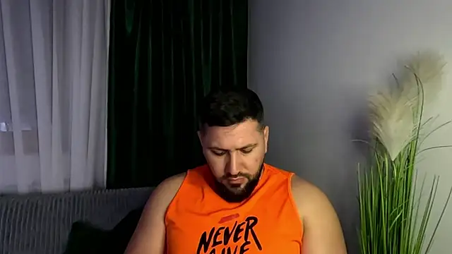 Gold Alpha Boy online show from 02-11-26, 07:08