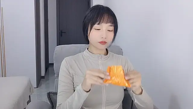 Lisa-3333 online show from 11-09-25, 02:15