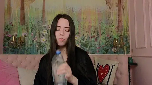 Snapshot of IvoryWood_ chatting on 06-14-26, 07:49 IvoryWood online show from 06-14-26, 07:49