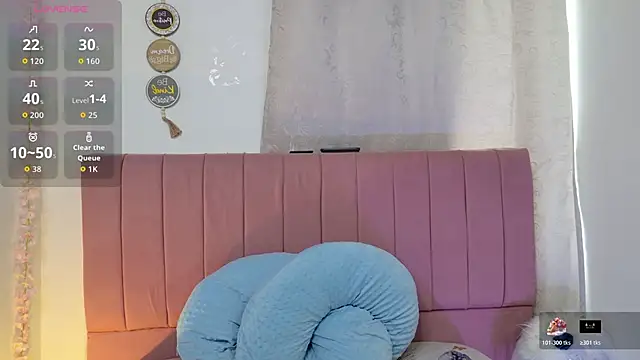 sukilove18 online show from 12-19-25, 10:06