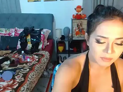 Snapshot of Lustfulcassy chatting on 11-02-25, 12:35 Lustfulcassy online show from 11-02-25, 12:35