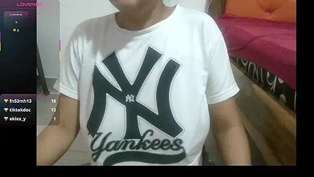 Lawuaifu1 online show from 11-02-25, 10:34