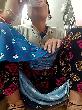 Snapshot of ISHANI-SINGH chatting on 01-10-26, 03:52 ISHANI-SINGH online show from 01-10-26, 03:52