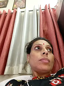 Snapshot of ISHANI-SINGH chatting on 04-09-26, 02:44 ISHANI-SINGH online show from 04-09-26, 02:44