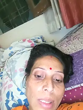 Snapshot of ISHANI-SINGH chatting on 04-27-26, 01:53 ISHANI-SINGH online show from 04-27-26, 01:53