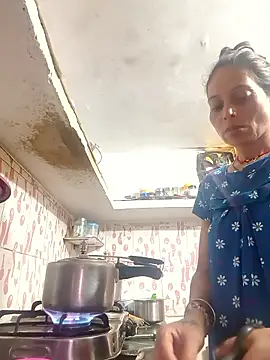 Snapshot of ISHANI-SINGH chatting on 05-15-26, 03:24 ISHANI-SINGH online show from 05-15-26, 03:24