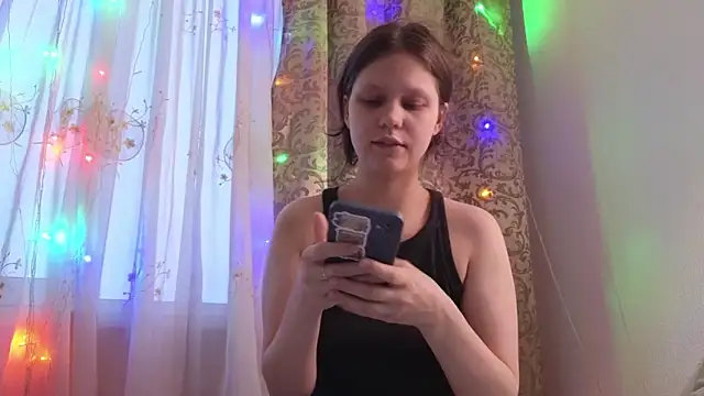 Snapshot of Lunliss chatting on 02-22-26, 03:21 Lunliss online show from 02-22-26, 03:21