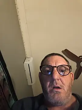 Snapshot of abellabricot chatting on 05-22-26, 01:13 abellabricot online show from 05-22-26, 01:13