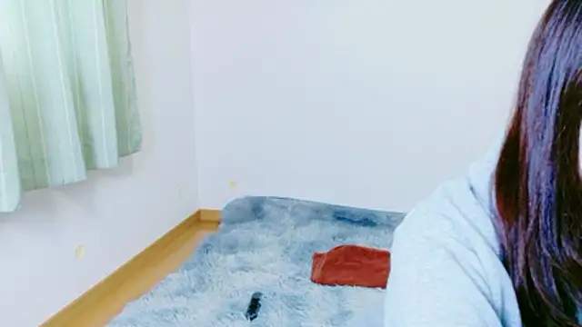 Snapshot of _Shuka_ chatting on 02-25-26, 02:10 Shuka online show from 02-25-26, 02:10