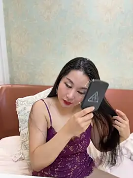 Snapshot of Candice888 chatting on 05-18-26, 09:48 Candice888 online show from 05-18-26, 09:48