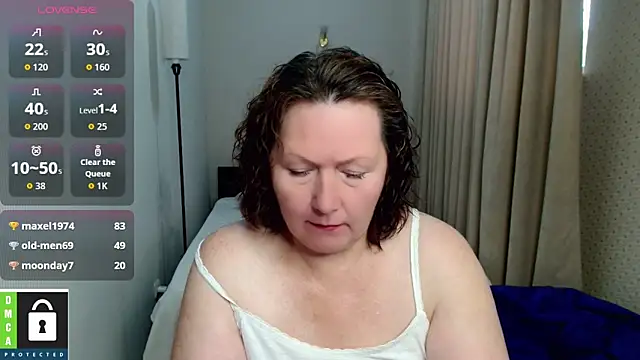 Snapshot of milf_hornys chatting on 09-14-25, 04:33 milf hornys online show from 09-14-25, 04:33