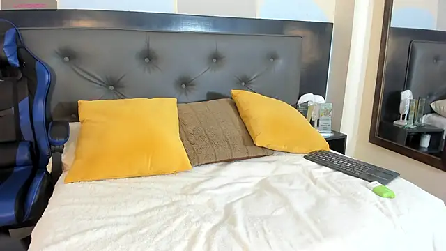 Mathewboy1 online show from 04-01-26, 11:33