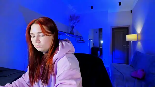 Snapshot of Meri_Cutte chatting on 02-03-26, 01:38 Meri Cutte online show from 02-03-26, 01:38