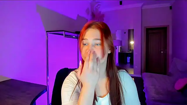 Snapshot of Meri_Cutte chatting on 02-18-26, 01:40 Meri Cutte online show from 02-18-26, 01:40