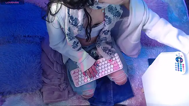 Snapshot of Giaa_rossi chatting on 11-11-25, 02:06 Giaa rossi online show from 11-11-25, 02:06