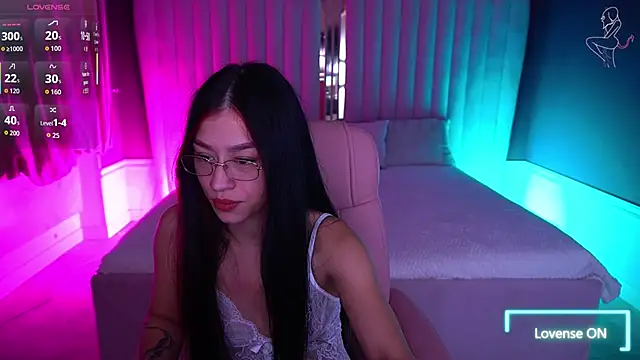 FataleNellie online show from 11-14-25, 10:07