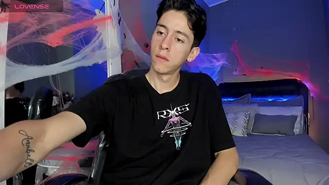 Jhon snow22 online show from 10-23-25, 12:37