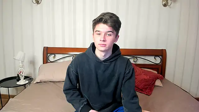 Snapshot of SherlockMax chatting on 10-10-25, 06:40 SherlockMax online show from 10-10-25, 06:40