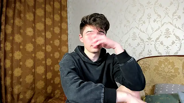 Snapshot of SherlockMax chatting on 10-11-25, 07:01 SherlockMax online show from 10-11-25, 07:01