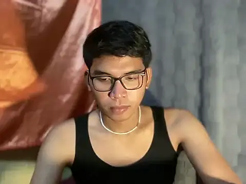 Snapshot of Euricka_Carter chatting on 11-18-25, 04:22 Euricka Carter online show from 11-18-25, 04:22