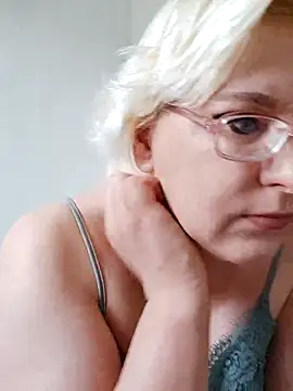 VikaKing online show from 09-17-25, 08:05