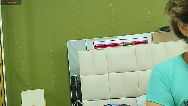 gisell gomez online show from 10-26-25, 12:00