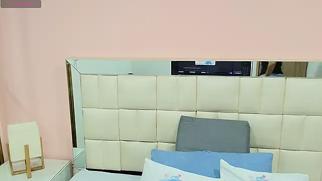 gisell gomez online show from 11-06-25, 12:28