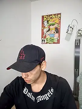 Thomasjons  online show from 09-09-25, 01:38