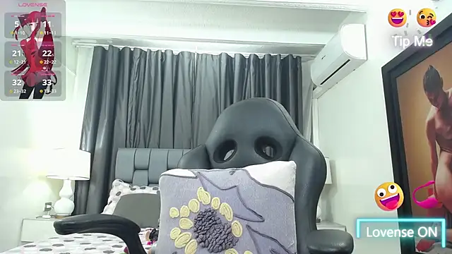 Snapshot of kairadayamai chatting on 06-25-26, 11:37 kairadayamai online show from 06-25-26, 11:37