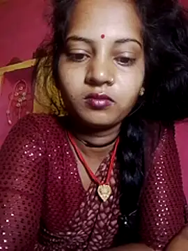 Snapshot of Hot_bbbb chatting on 04-04-26, 11:35 Hot bbbb online show from 04-04-26, 11:35