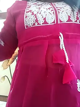 Snapshot of cute_girl007 chatting on 11-19-25, 07:19 cute girl007 online show from 11-19-25, 07:19