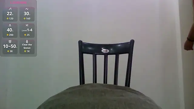 Snapshot of cute_girl007 chatting on 12-04-25, 06:44 cute girl007 online show from 12-04-25, 06:44