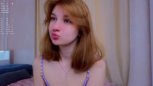 Snapshot of EasterBonney chatting on 09-11-25, 01:49 EasterBonney online show from 09-11-25, 01:49