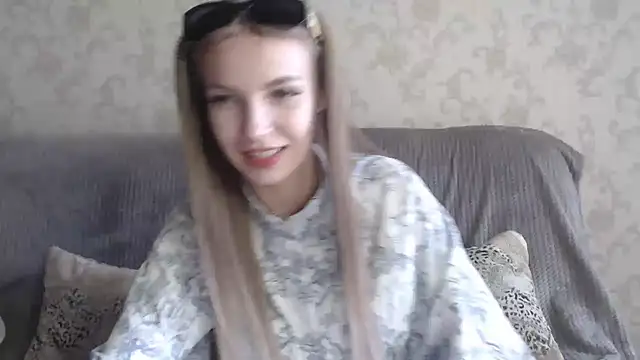 Snapshot of HitGyrl chatting on 06-03-26, 07:55 HitGyrl online show from 06-03-26, 07:55