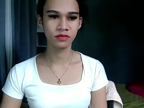 Snapshot of urseductivebarbie_xx chatting on 11-03-25, 02:02 urseductivebarbie xx online show from 11-03-25, 02:02