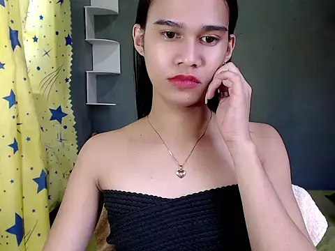 Snapshot of urseductivebarbie_xx chatting on 11-27-25, 12:35 urseductivebarbie xx online show from 11-27-25, 12:35