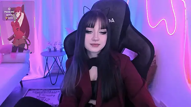 Snapshot of LiliLuna chatting on 02-07-26, 12:09 LiliLuna online show from 02-07-26, 12:09