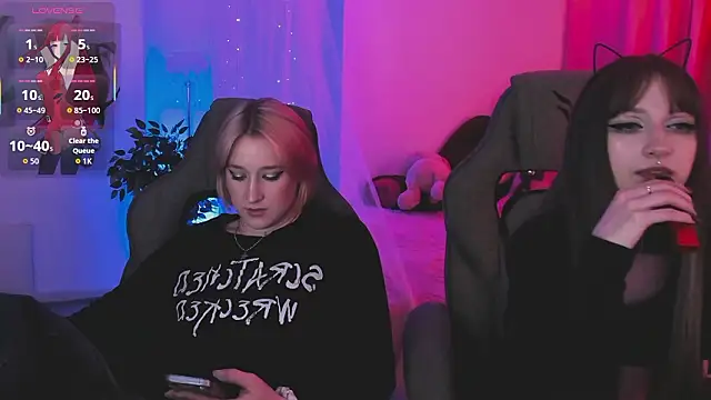 Snapshot of LiliLuna chatting on 03-04-26, 03:29 LiliLuna online show from 03-04-26, 03:29