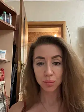 Snapshot of MarinaDiva11_74 chatting on 07-25-26, 08:50 MarinaDiva11 74 online show from 07-25-26, 08:50