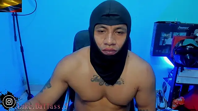 Snapshot of zeus_7777 chatting on 05-05-26, 08:22 zeus 7777 online show from 05-05-26, 08:22
