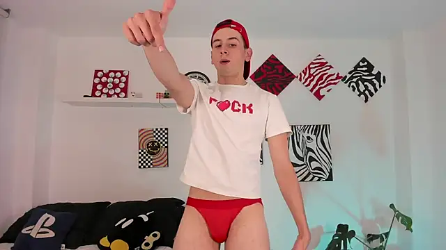 Snapshot of mathewconelly chatting on 11-21-25, 08:18 mathewconelly online show from 11-21-25, 08:18