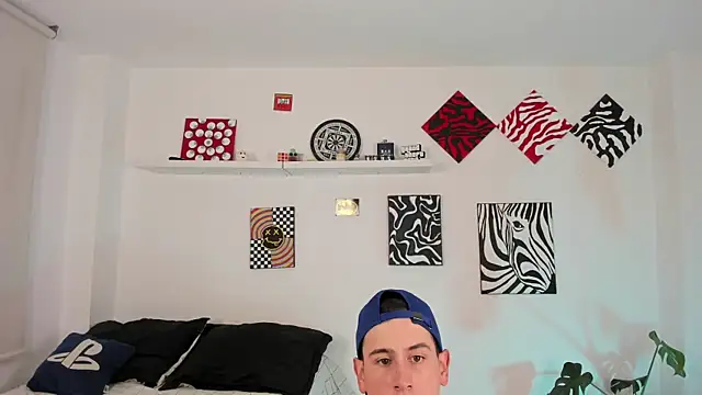 Snapshot of mathewconelly chatting on 11-22-25, 09:25 mathewconelly online show from 11-22-25, 09:25