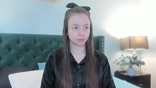 VioletaNova online show from 05-18-26, 11:27
